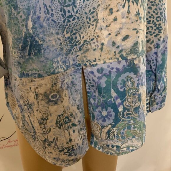 Chico's. Size 1 (S-M). Roll Tab Cuff. Cotton/Sp. Button Up. Back Vent. B74 - Picture 6 of 6